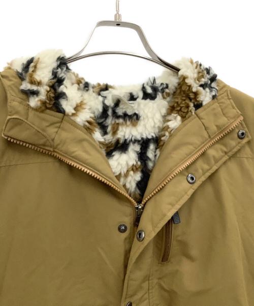 Patagonia（パタゴニア）Patagonia (パタゴニア) 中綿ジャケット ベージュ サイズ:XXLの古着・服飾アイテム