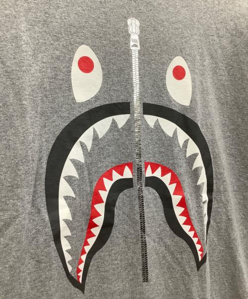 A BATHING APE（ア ベイシング エイプ）A BATHING APE (ア ベイシング エイプ) 半袖Tシャツ グレー サイズ:Lの古着・服飾アイテム