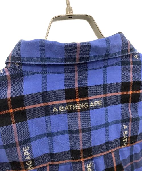 A BATHING APE（アベイシングエイプ）A BATHING APE (ア ベイシング エイプ) 長袖シャツ ブルー サイズ:Mの古着・服飾アイテム