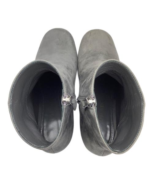 PRADA（プラダ）PRADA (プラダ) スウェードブーツ グレー サイズ:37の古着・服飾アイテム