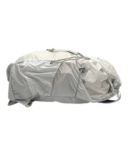 mont-bell（モンベル）mont-bell (モンベル) バーサライトバッグ ホワイト サイズ:−の古着・服飾アイテム