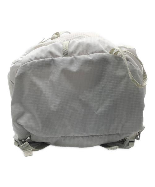 mont-bell（モンベル）mont-bell (モンベル) バーサライトバッグ ホワイト サイズ:−の古着・服飾アイテム