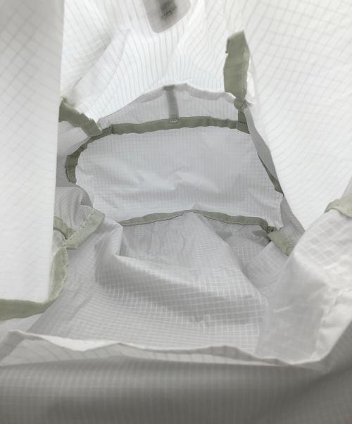 mont-bell（モンベル）mont-bell (モンベル) バーサライトバッグ ホワイト サイズ:−の古着・服飾アイテム