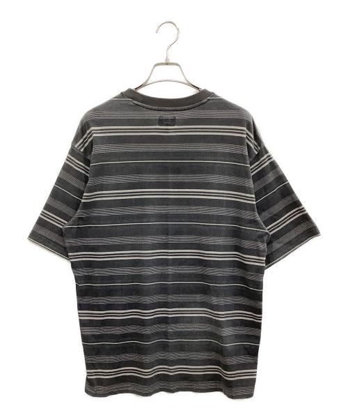 SUPREME（シュプリーム）SUPREME (シュプリーム) 半袖カットソー グレー サイズ:Sの古着・服飾アイテム
