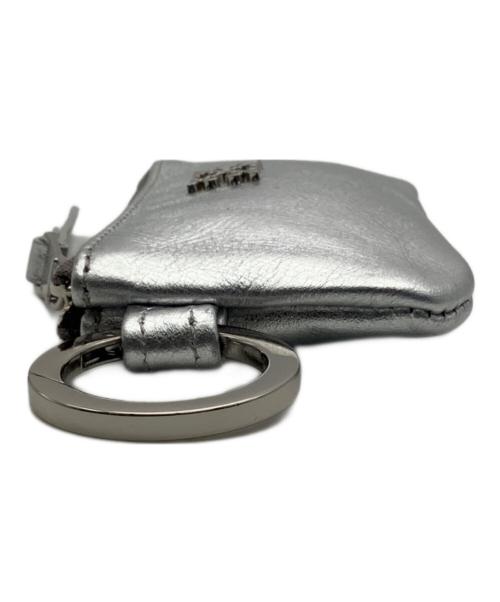 russet（ラシット）russet (ラシット) カラビナ付きソフトレザーマルチケース シルバー サイズ:−の古着・服飾アイテム