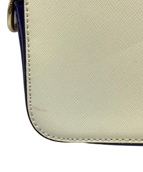 Marc by Marc Jacobs（マークバイマークジェイコブス）Marc by Marc Jacobs (マークバイマークジェイコブス) ショルダーバッグ ホワイト×レッド サイズ:−の古着・服飾アイテム