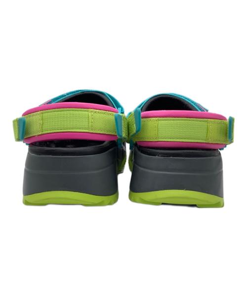 crocs（クロックス）crocs (クロックス) 厚底サンダル ブラック×イエロー サイズ:m5/w7の古着・服飾アイテム