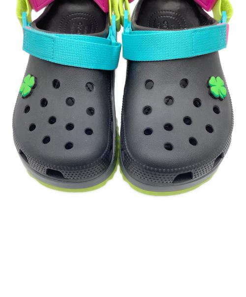 crocs（クロックス）crocs (クロックス) 厚底サンダル ブラック×イエロー サイズ:m5/w7の古着・服飾アイテム