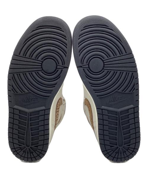 NIKE（ナイキ）NIKE (ナイキ) ハイカットスニーカー ベージュ サイズ:28の古着・服飾アイテム