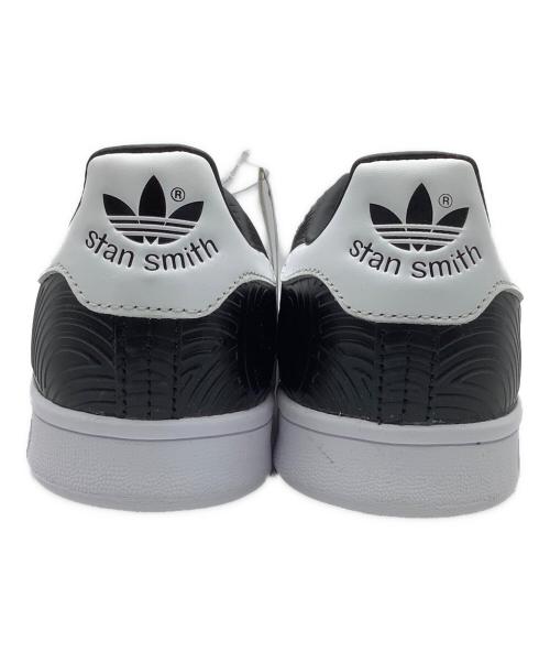 adidas（アディダス）adidas (アディダス) ローカットスニーカー ブラック×ホワイト サイズ:26の古着・服飾アイテム
