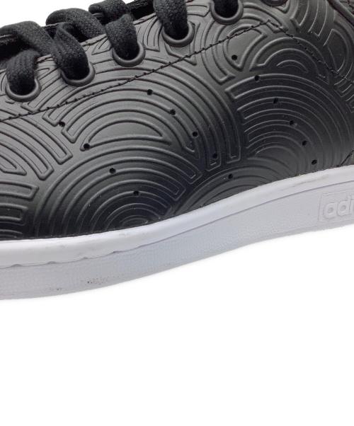 adidas（アディダス）adidas (アディダス) ローカットスニーカー ブラック×ホワイト サイズ:26の古着・服飾アイテム