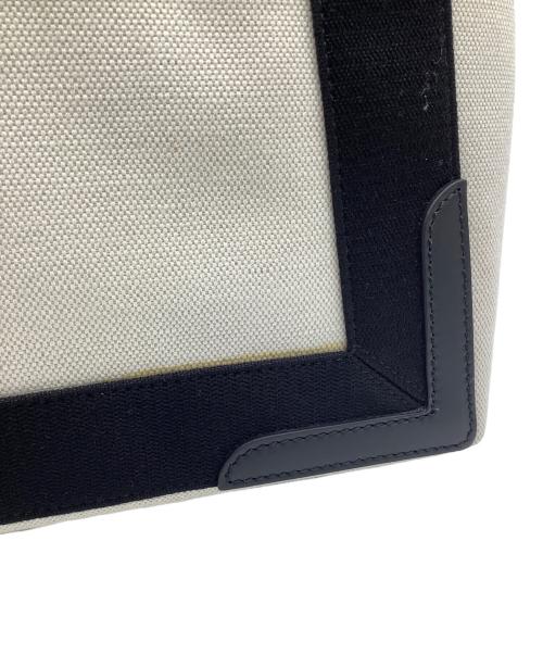 BALENCIAGA（バレンシアガ）BALENCIAGA (バレンシアガ) トートバッグ ベージュ×ブラック サイズ:−の古着・服飾アイテム