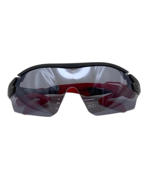 airfly（エアフライ）AIRFLY (エアフライ) サングラス グレー×レッド サイズ:-の古着・服飾アイテム