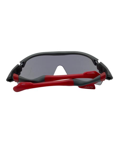 airfly（エアフライ）AIRFLY (エアフライ) サングラス グレー×レッド サイズ:-の古着・服飾アイテム