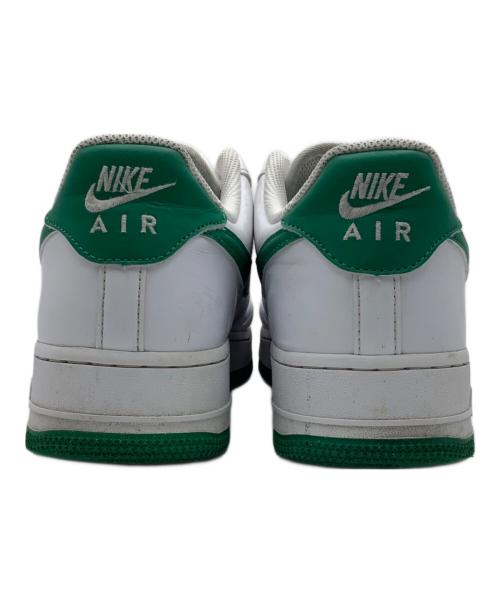 NIKE（ナイキ）NIKE (ナイキ) スニーカー ホワイト×グリーン サイズ:27.5の古着・服飾アイテム