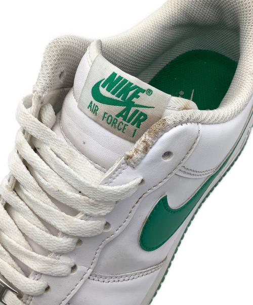NIKE（ナイキ）NIKE (ナイキ) スニーカー ホワイト×グリーン サイズ:27.5の古着・服飾アイテム
