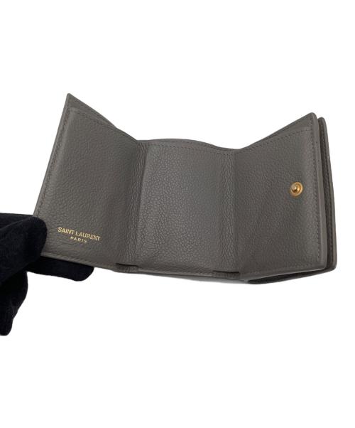 Saint Laurent Paris（サンローランパリ）Saint Laurent Paris (サンローランパリ) 3つ折り財布 グレー サイズ:−の古着・服飾アイテム