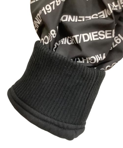 DIESEL（ディーゼル）DIESEL (ディーゼル) リバーシブルジャケット ホワイト×ブラック サイズ:Sの古着・服飾アイテム