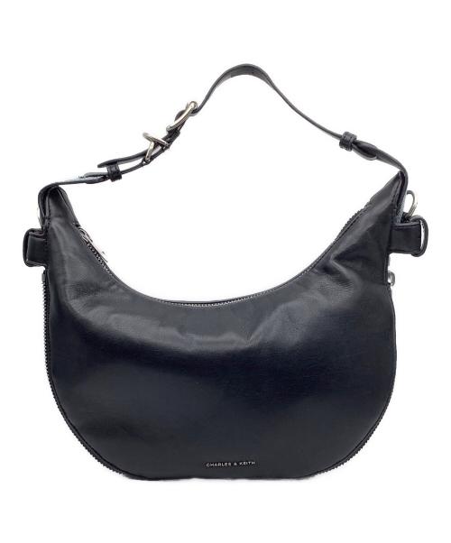 CHARLES & KEITH（チャールズアンドキース）CHARLES & KEITH (チャールズアンドキース) サスキア クレセントホーボーバッグ ブラック サイズ:−の古着・服飾アイテム