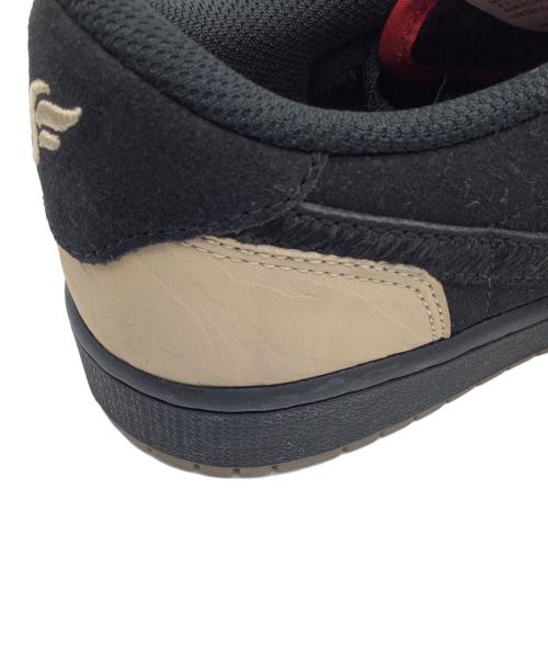 NIKE（ナイキ）NIKE (ナイキ) ローカットスニーカー ブラック×レッド サイズ:24.5の古着・服飾アイテム