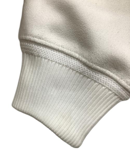 Paris Saint-Germain（パリサンジェルマン）Paris Saint-Germain (パリサンジェルマン) プルオーバーパーカー ホワイト サイズ:Mの古着・服飾アイテム