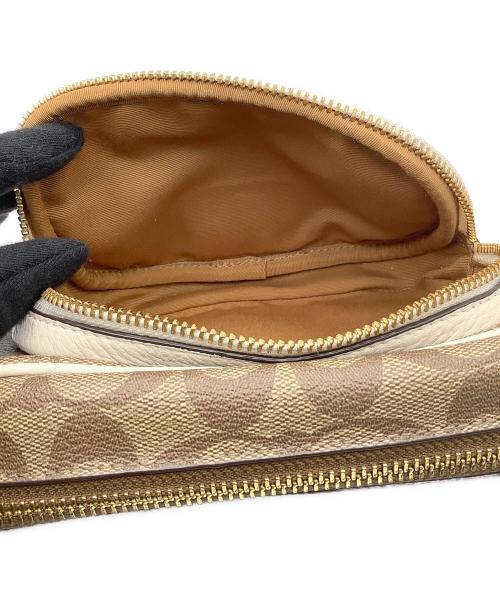 COACH（コーチ）COACH (コーチ) ボディーバッグ アイボリー サイズ:-の古着・服飾アイテム