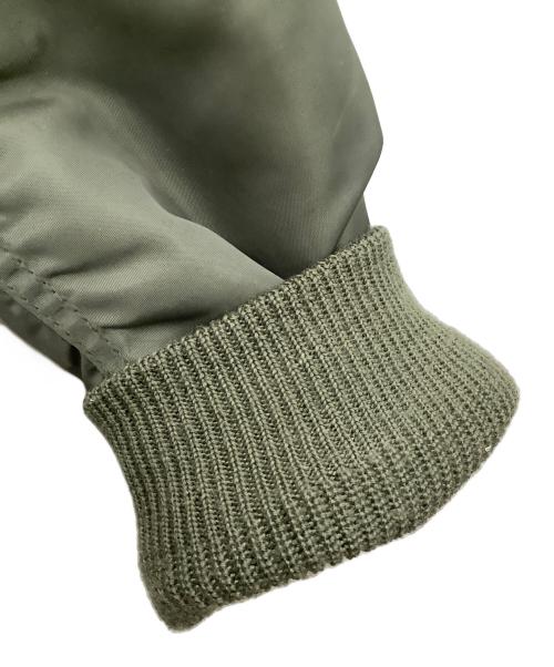 AVIREX（アヴィレックス）AVIREX (アヴィレックス) フライトジャケット カーキ サイズ:Mの古着・服飾アイテム