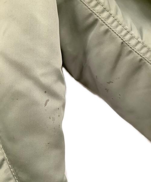 AVIREX（アヴィレックス）AVIREX (アヴィレックス) フライトジャケット カーキ サイズ:Mの古着・服飾アイテム