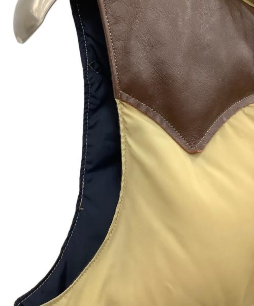 RockyMountainFeatherBed（ロッキーマウンテンフェザーベッド）RockyMountainFeatherBed (ロッキーマウンテンフェザーベッド) ダウンベスト ベージュ×ブラウン サイズ:38の古着・服飾アイテム