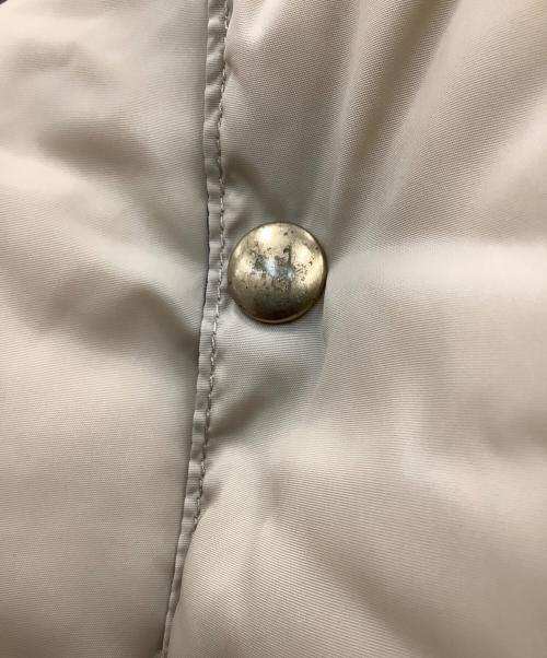 RockyMountainFeatherBed（ロッキーマウンテンフェザーベッド）RockyMountainFeatherBed (ロッキーマウンテンフェザーベッド) ダウンベスト ベージュ×ブラウン サイズ:38の古着・服飾アイテム