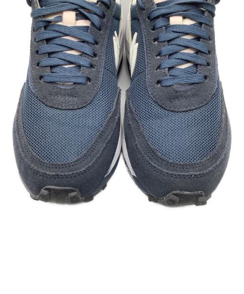 NIKE（ナイキ）NIKE (ナイキ) sacai FRAGMENTS ローカットスニーカー ネイビー サイズ:26の古着・服飾アイテム