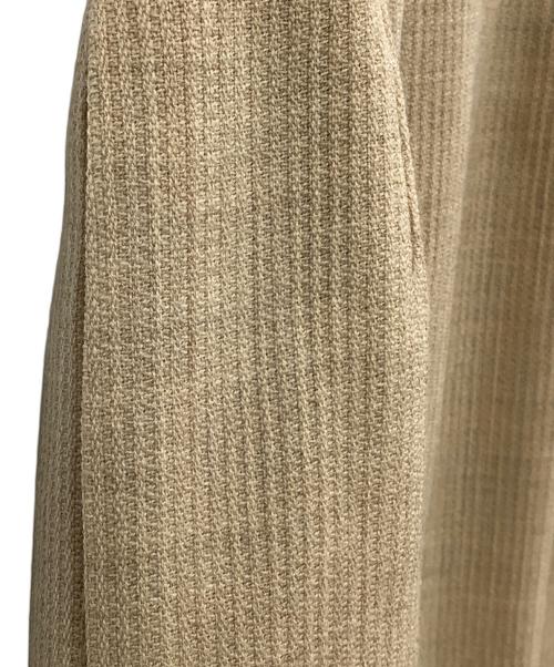 Yves Saint Laurent（イヴサンローラン）Yves Saint Laurent (イヴサンローラン) セットアップスーツ ベージュ サイズ:34の古着・服飾アイテム