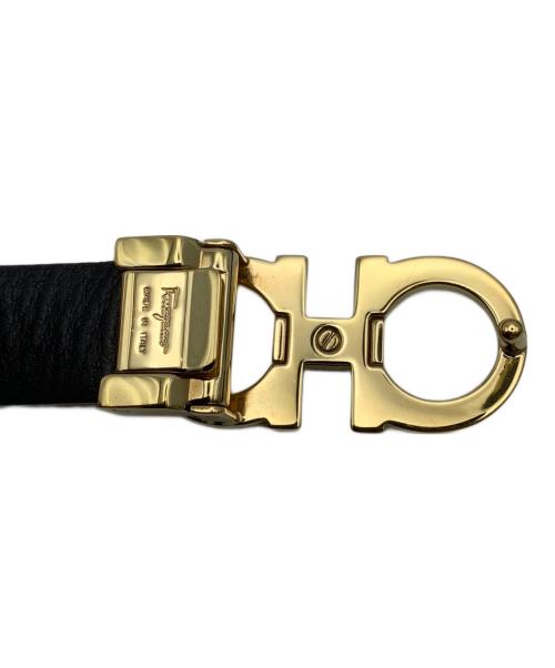 Salvatore Ferragamo（サルヴァトーレ フェラガモ）Salvatore Ferragamo (サルヴァトーレ フェラガモ) ダブルガンチーニレザーベルト ワインレッド サイズ:−の古着・服飾アイテム