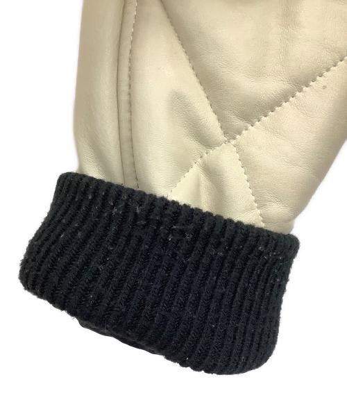 1piu1uguale3（ウノピュウノウグァーレトレ）1piu1uguale3 (ウノピュウノウグァーレトレ) スタジャン ブラック×ベージュ サイズ:Vの古着・服飾アイテム