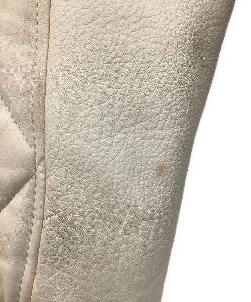 1piu1uguale3（ウノピュウノウグァーレトレ）1piu1uguale3 (ウノピュウノウグァーレトレ) スタジャン ブラック×ベージュ サイズ:Vの古着・服飾アイテム