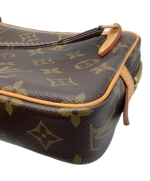 LOUIS VUITTON（ルイ ヴィトン）LOUIS VUITTON (ルイ ヴィトン) ショルダーポーチ/マルリーバンドリエール ブラウンの古着・服飾アイテム