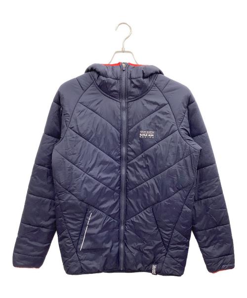 ASTON MARTIN（アストン マーチン）ASTON MARTIN (アストン マーチン) Red Bull (レッドブル) 中綿ジャケット ネイビー×レッド サイズ:Lの古着・服飾アイテム