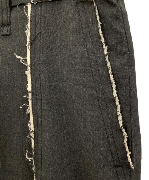 flagstuff（フラグスタフ）flagstuff (フラグスタフ) スラックス グレー サイズ:Mの古着・服飾アイテム