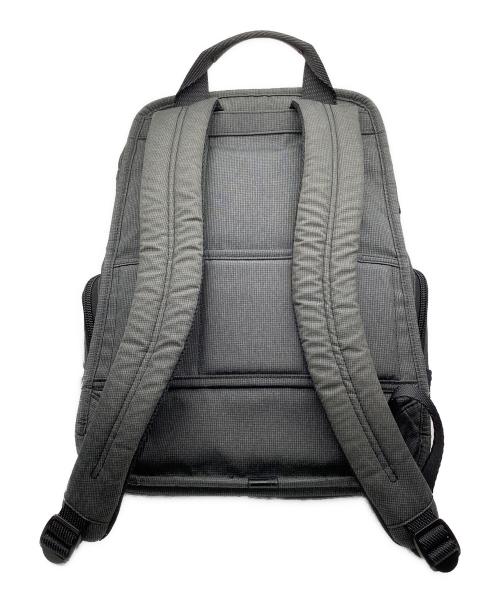 TUMI（トゥミ）TUMI (トゥミ) リュック グレー サイズ:−の古着・服飾アイテム
