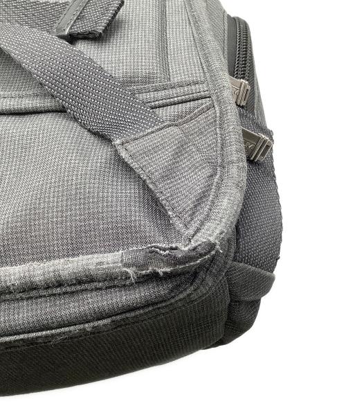 TUMI（トゥミ）TUMI (トゥミ) リュック グレー サイズ:−の古着・服飾アイテム