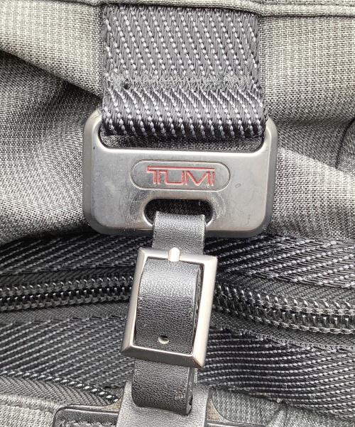 TUMI（トゥミ）TUMI (トゥミ) リュック グレー サイズ:−の古着・服飾アイテム