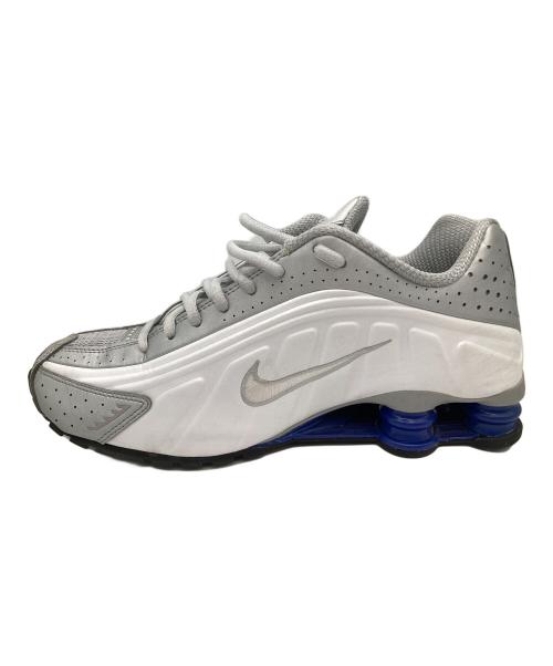NIKE（ナイキ）NIKE (ナイキ) Shox R4 グレー×ホワイト サイズ:26.5の古着・服飾アイテム
