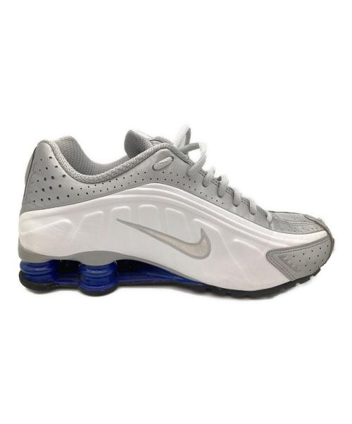 NIKE（ナイキ）NIKE (ナイキ) Shox R4 グレー×ホワイト サイズ:26.5の古着・服飾アイテム