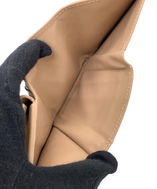 BOTTEGA VENETA（ボッテガベネタ）BOTTEGA VENETA (ボッテガベネタ) 3つ折り財布 ベージュ サイズ:−の古着・服飾アイテム
