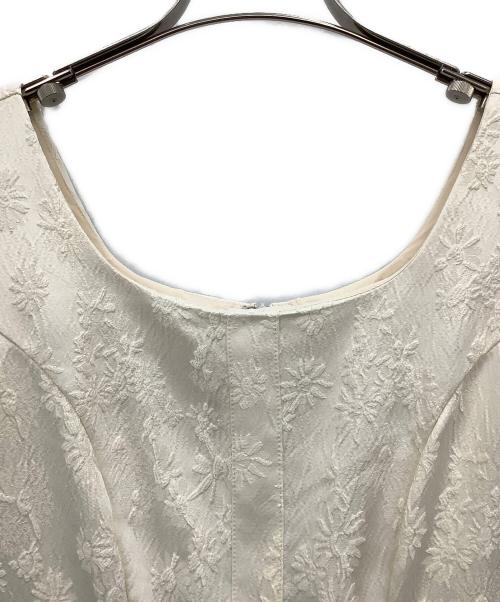 HER LIP TO（ハーリップトゥ）HER LIP TO (ハーリップトゥ) Classic Floral Jacquard Dress ベージュ サイズ:Sの古着・服飾アイテム