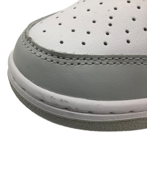 NIKE（ナイキ）NIKE (ナイキ) ローカットスニーカー グレー×ホワイト サイズ:27.5の古着・服飾アイテム