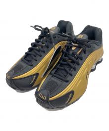 NIKE（ナイキ）の古着「ローカットスニーカー」｜ブラック×ゴールド×メタリックシルバー