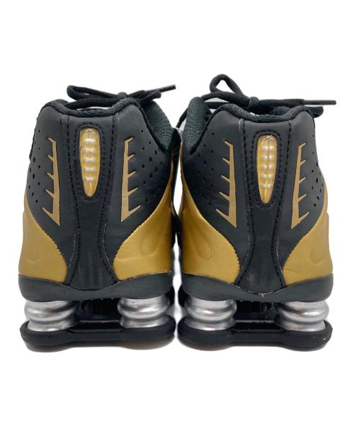 NIKE（ナイキ）NIKE (ナイキ) ローカットスニーカー ブラック×ゴールド×メタリックシルバー サイズ:24.5の古着・服飾アイテム