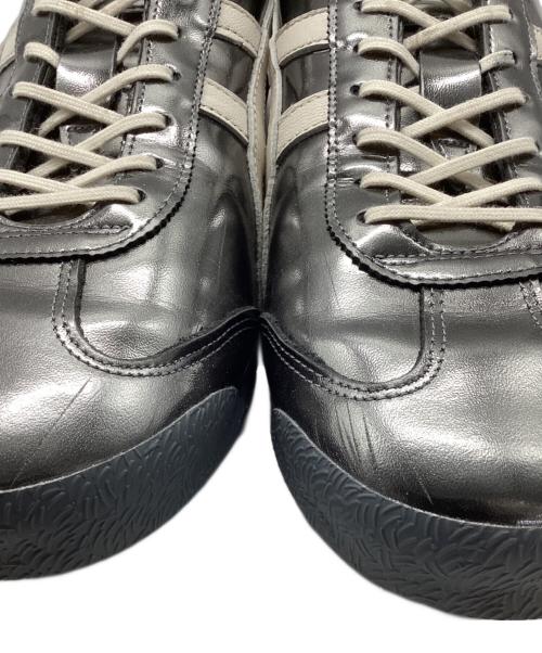 Onitsuka Tiger（オニツカタイガー）Onitsuka Tiger (オニツカタイガー) スニーカー シルバー(カラー) サイズ:25.5の古着・服飾アイテム