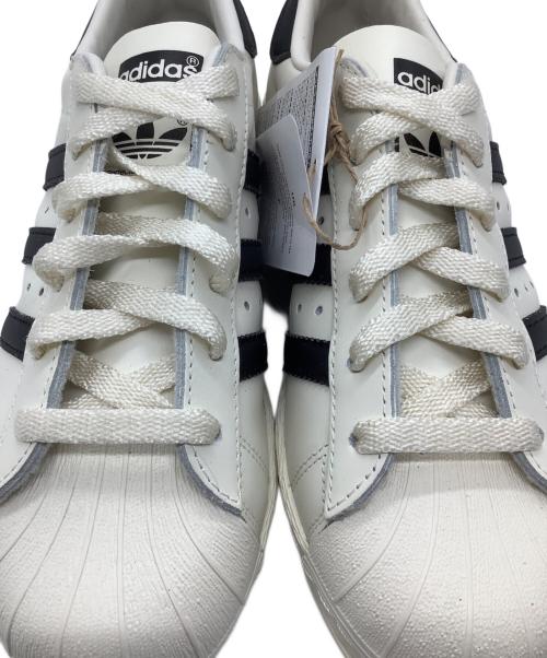 adidas Originals（アディダスオリジナル）adidas originals (アディダスオリジナル) ローカットスニーカー ホワイト×ブラック サイズ:24の古着・服飾アイテム